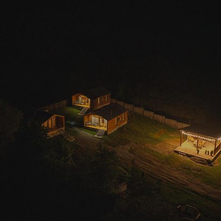 Mestia Villas מראה חיצוני תמונה