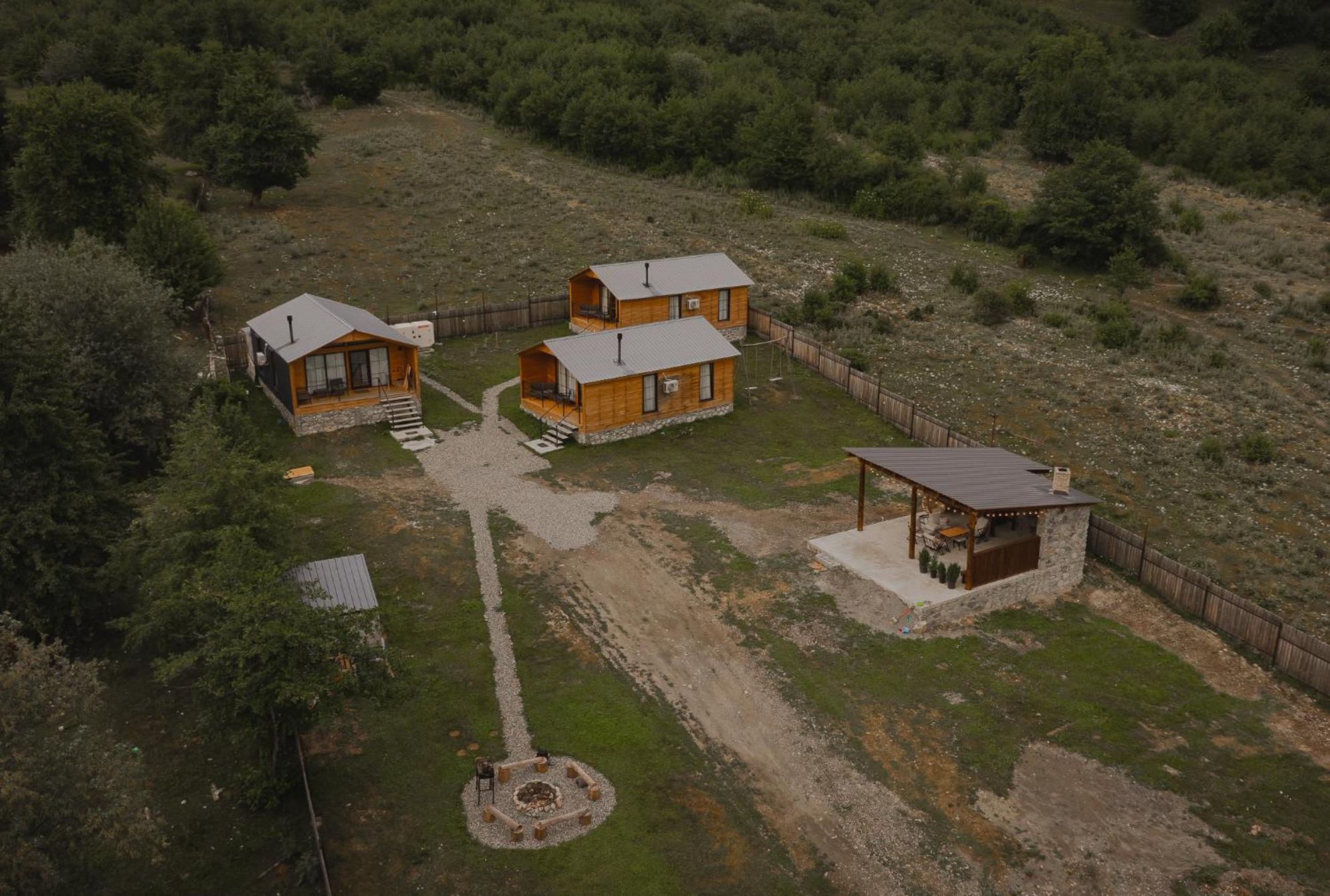 Mestia Villas מראה חיצוני תמונה