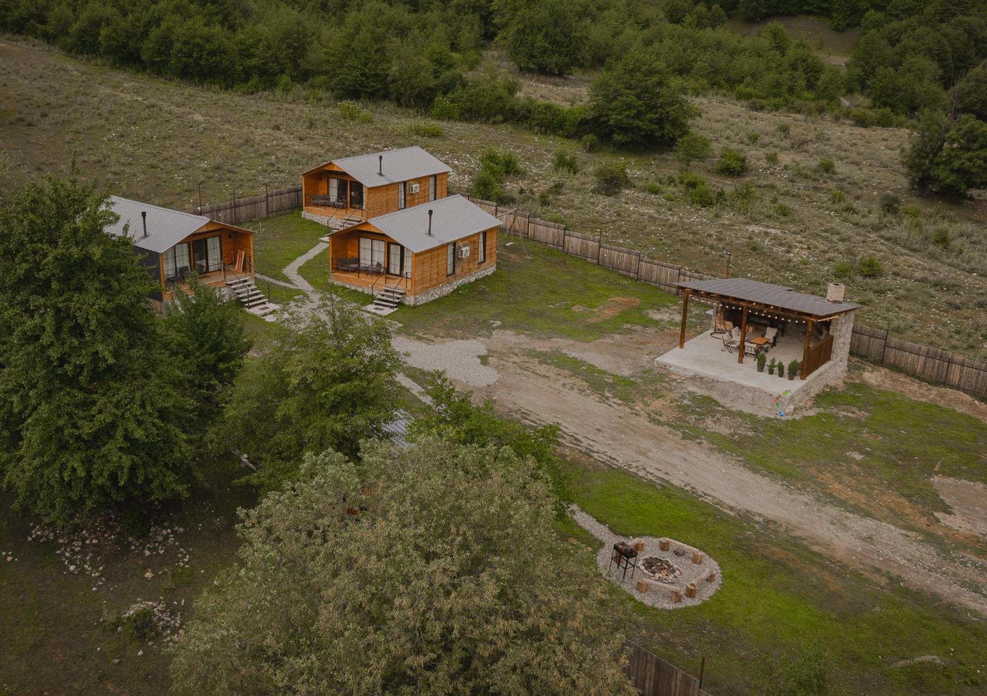 Mestia Villas מראה חיצוני תמונה