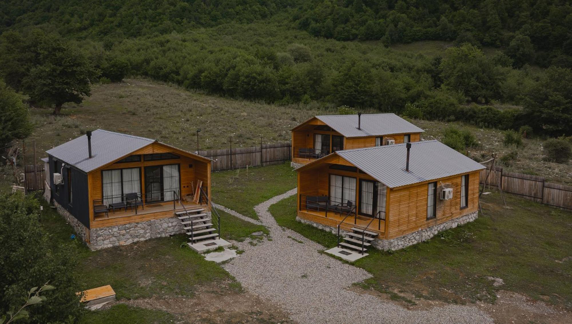 Mestia Villas מראה חיצוני תמונה